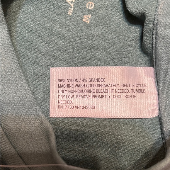 NWT A New DayShort Sleeve Performance Tee - Picture 3 of 3